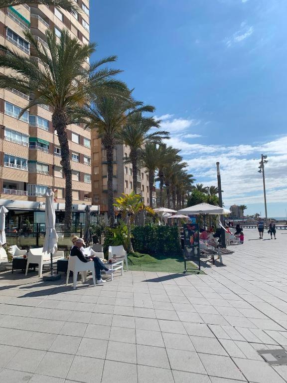 Eb By Zanis Apartment Torrevieja Luaran gambar