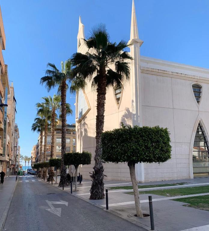 Eb By Zanis Apartment Torrevieja Luaran gambar